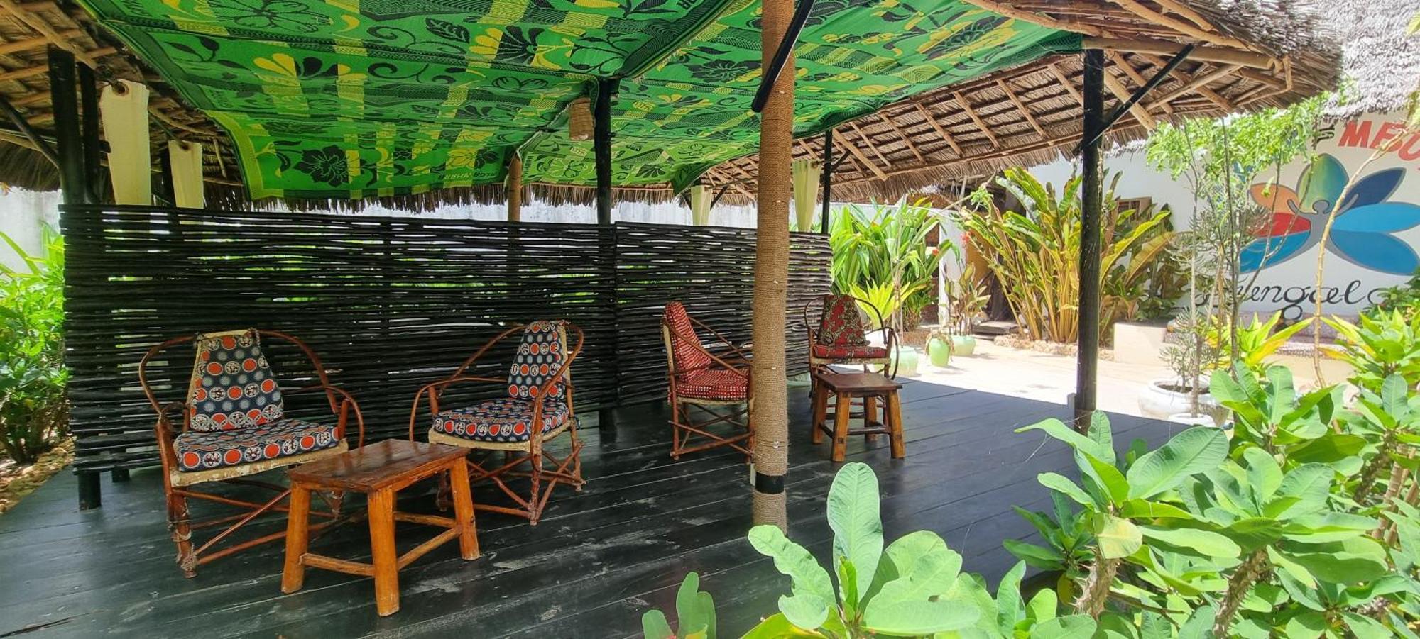 Salama & Mbuyuni Bungalows マテムウェ エクステリア 写真