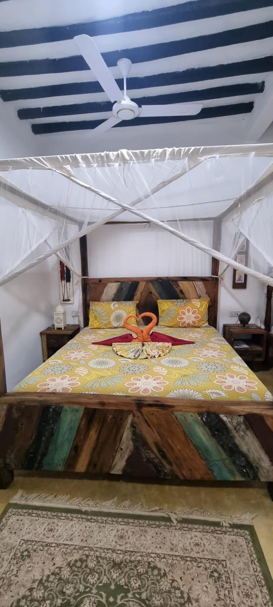 Salama & Mbuyuni Bungalows マテムウェ エクステリア 写真