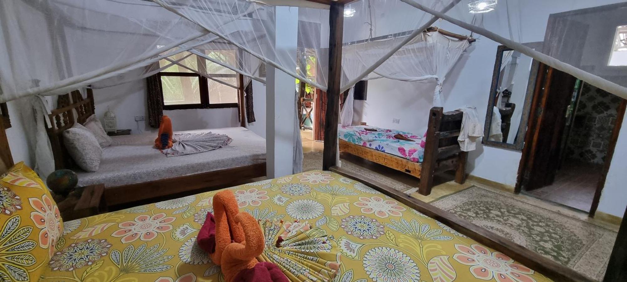 Salama & Mbuyuni Bungalows マテムウェ エクステリア 写真