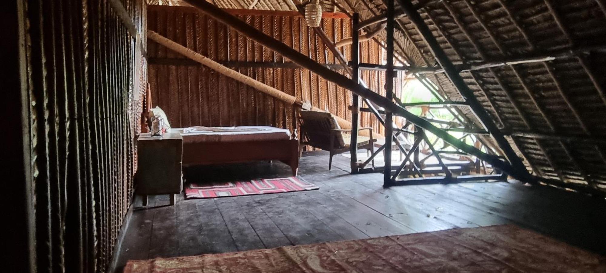 Salama & Mbuyuni Bungalows マテムウェ エクステリア 写真