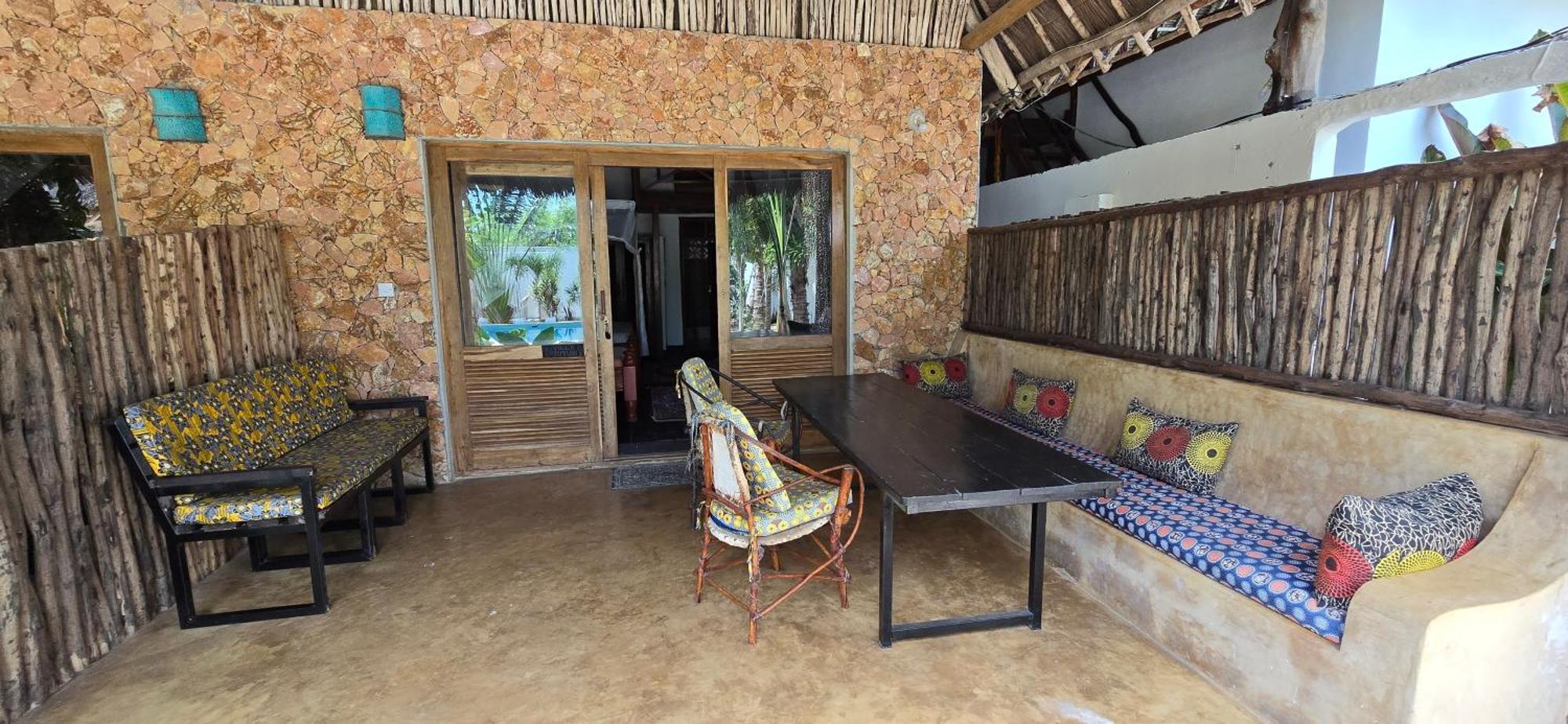 Salama & Mbuyuni Bungalows マテムウェ エクステリア 写真